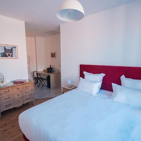 Bed and Breakfast Cedreblanc Сент-Эмильон Экстерьер фото