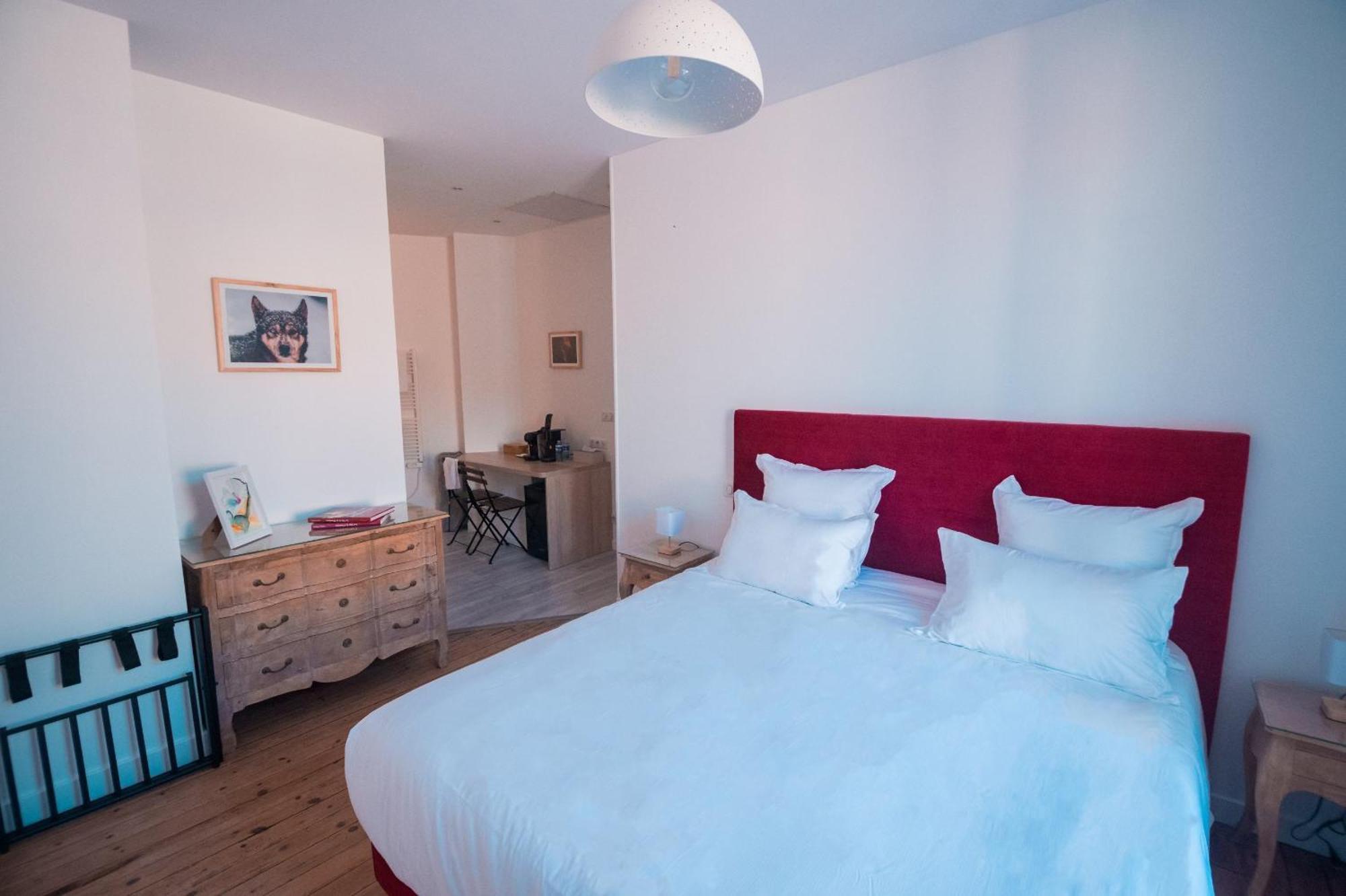 Bed and Breakfast Cedreblanc Сент-Эмильон Экстерьер фото